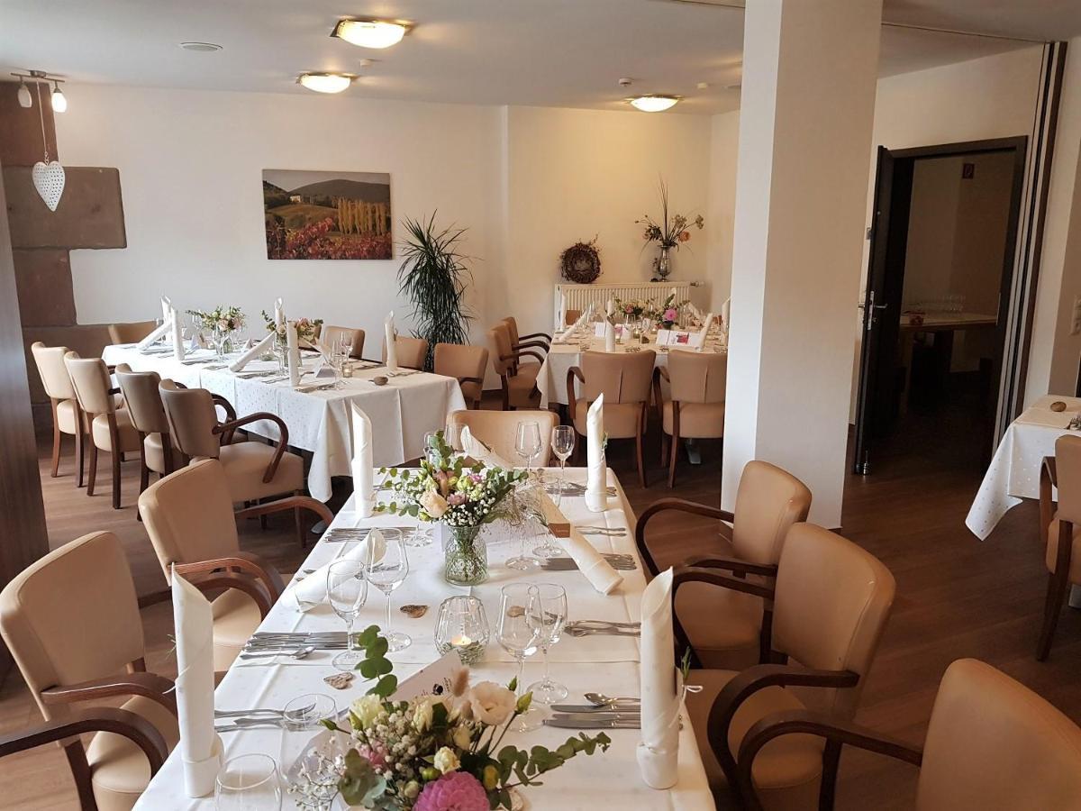 Hotel-Restaurant Pfaelzer Hof Edenkoben Ngoại thất bức ảnh