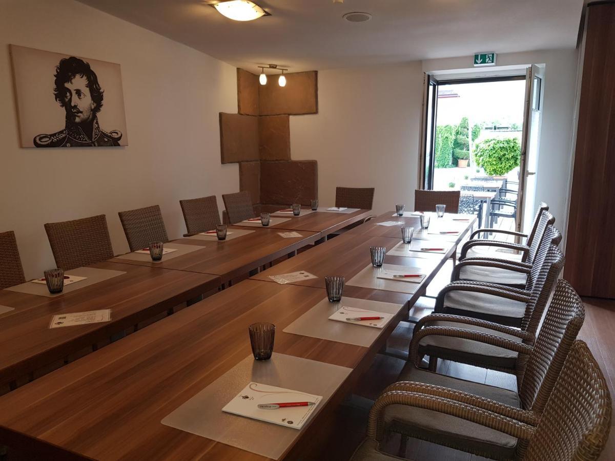 Hotel-Restaurant Pfaelzer Hof Edenkoben Ngoại thất bức ảnh