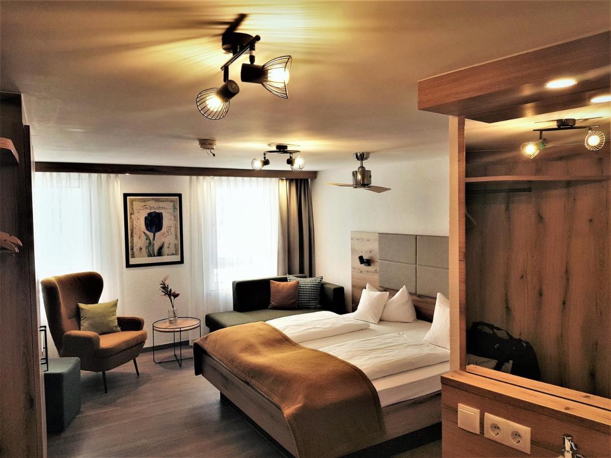 Hotel-Restaurant Pfaelzer Hof Edenkoben Ngoại thất bức ảnh