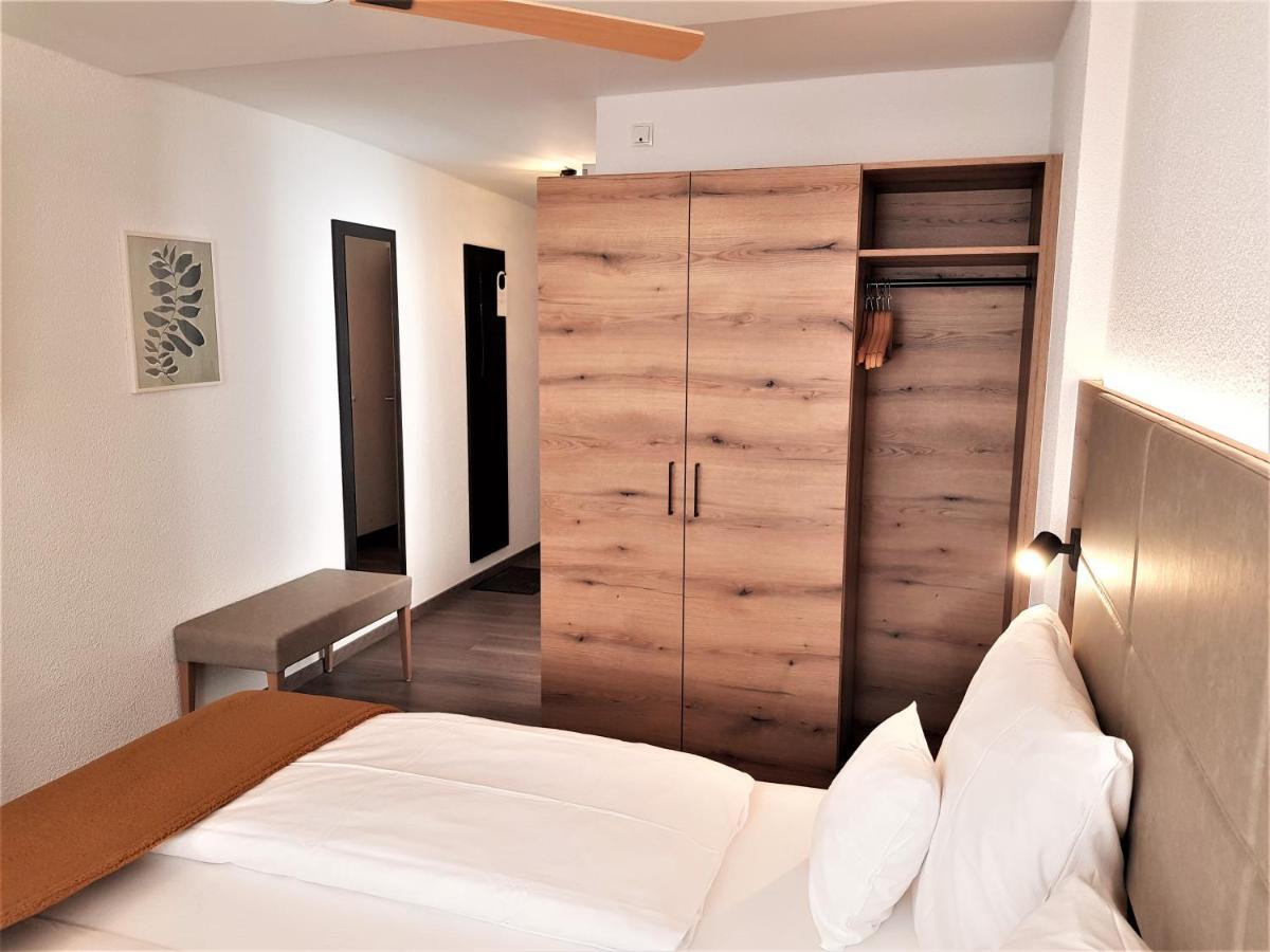 Hotel-Restaurant Pfaelzer Hof Edenkoben Ngoại thất bức ảnh