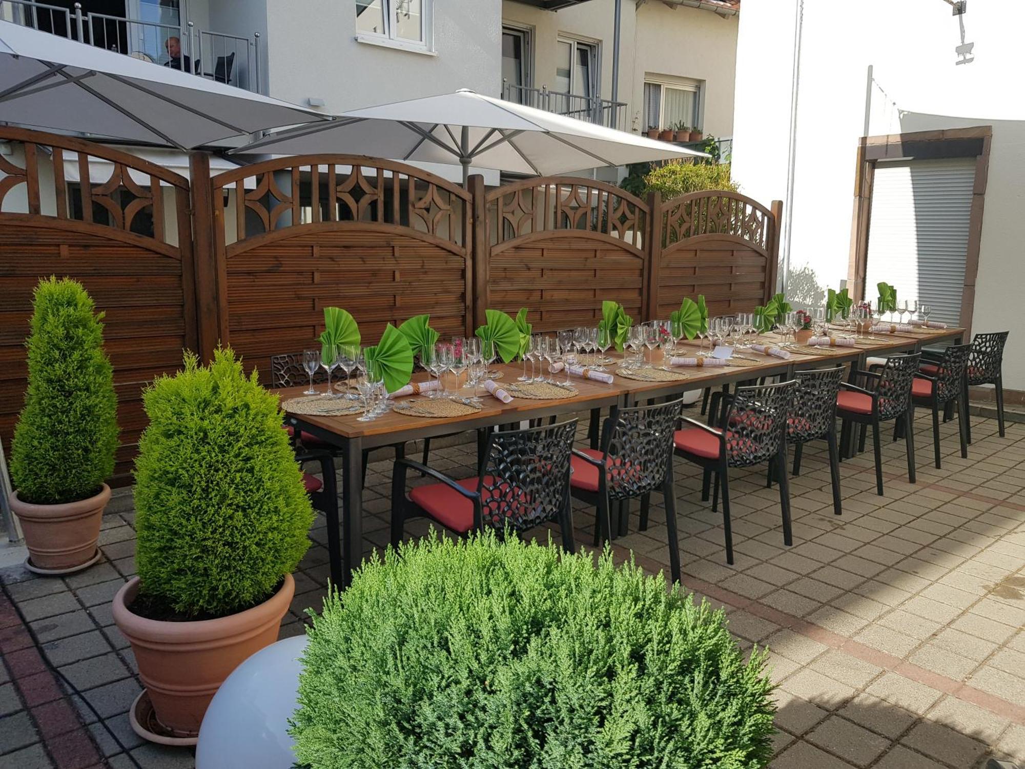 Hotel-Restaurant Pfaelzer Hof Edenkoben Ngoại thất bức ảnh